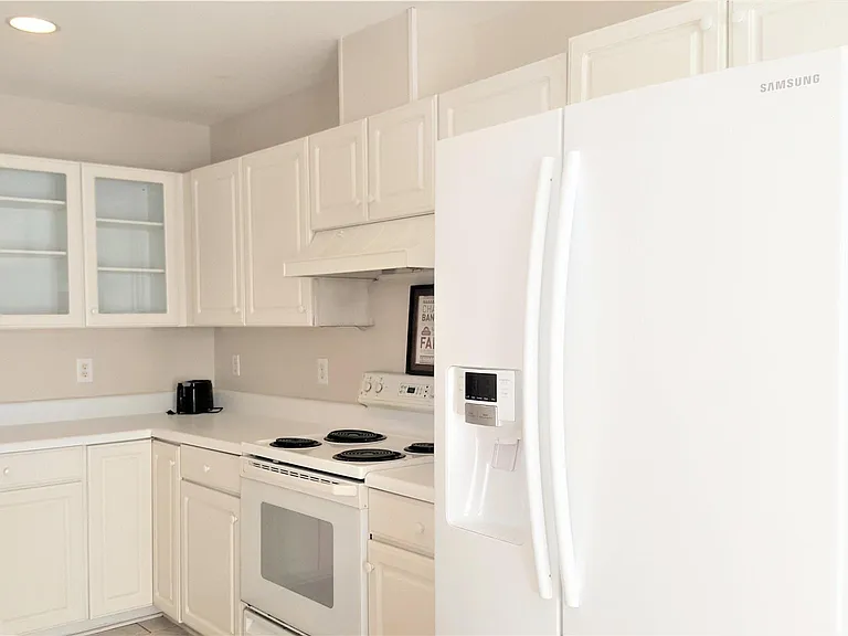 102 Duncan Ct #B — Photo 10