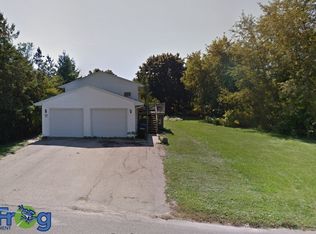 677 W 3rd Ave #677A, Oshkosh, WI 54902