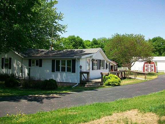 4th image of 21922 E Us 24 Hwy