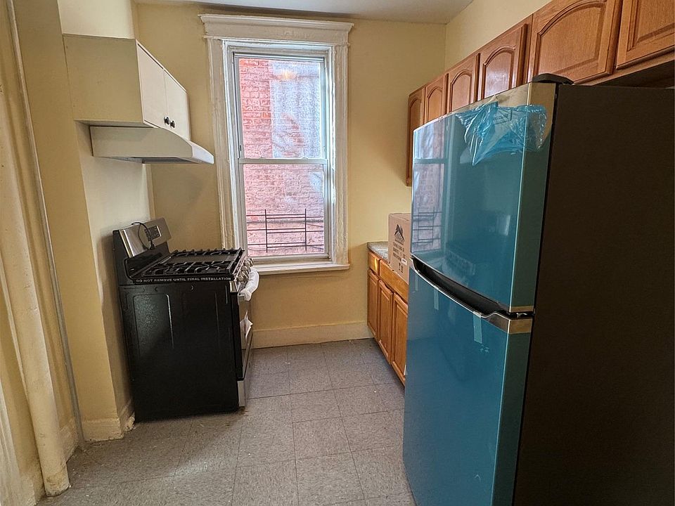 1st image of 786 Garden St #1