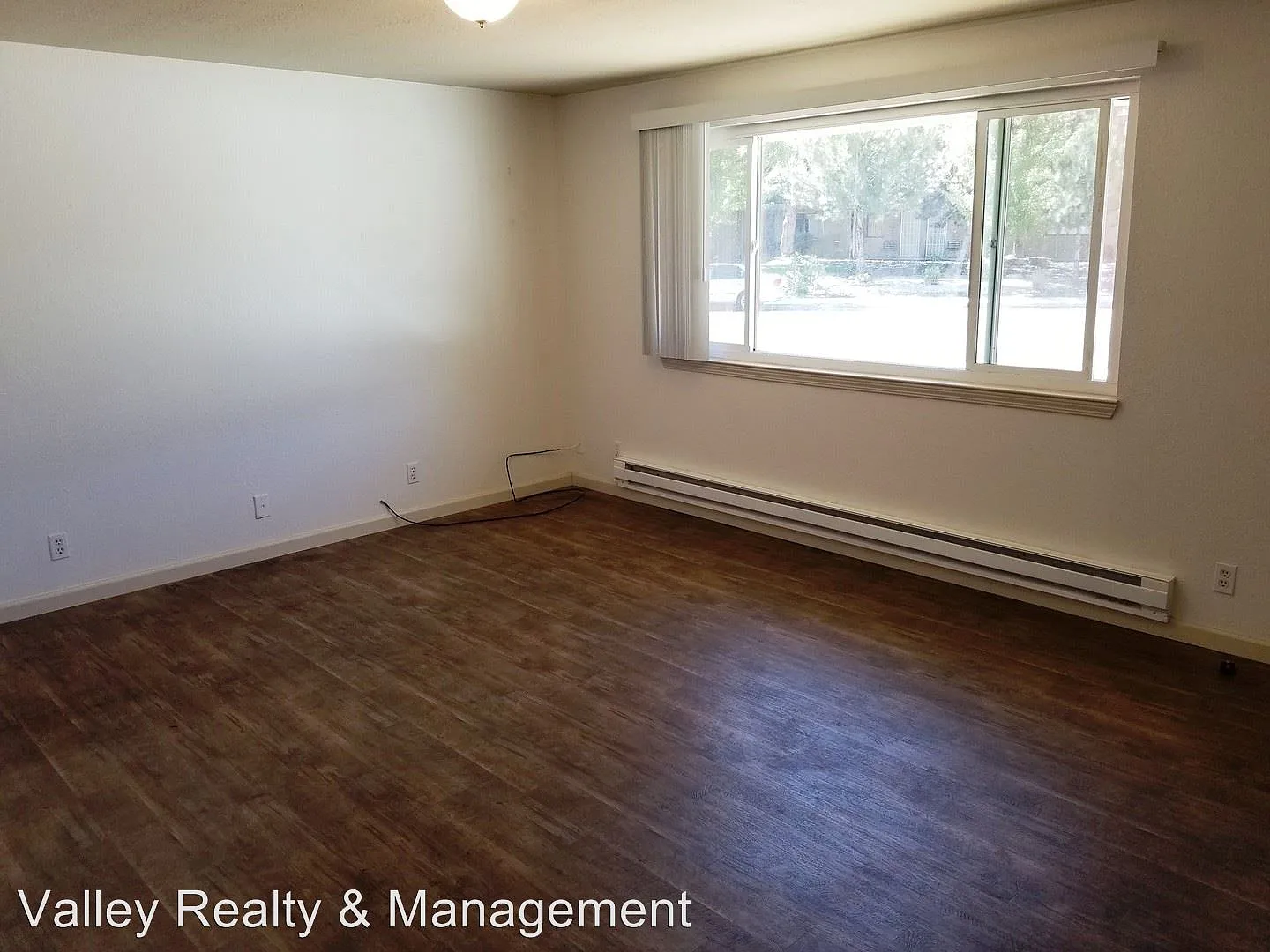 3309 Imperial Way photo 1