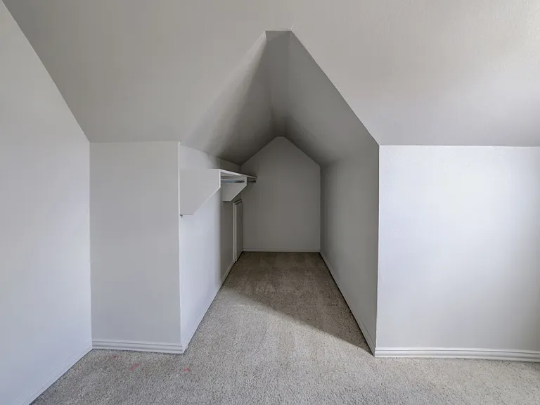 819 E Seattle Pl — Photo 40