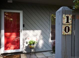 10 Drumlin Rd, Westport, CT 06880