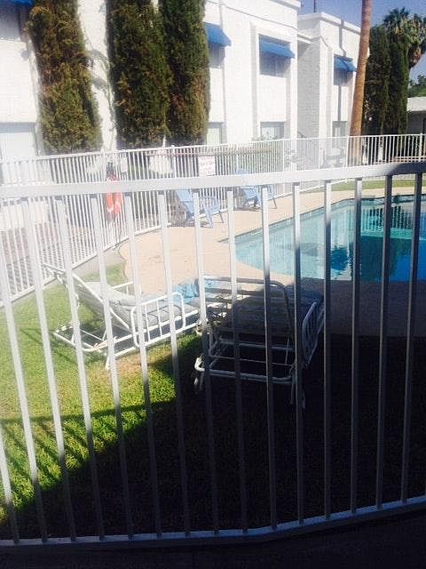 1st image of 444 W 6th Pl APT 104