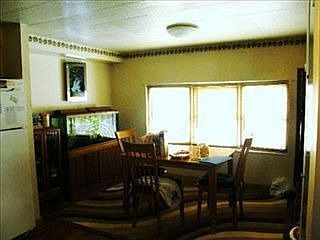 3rd image of 915 Ardoye Dr