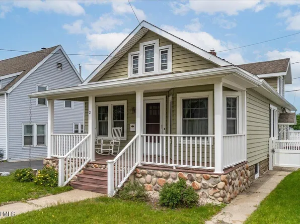 2 Selden Street, Schenectady, NY 12304