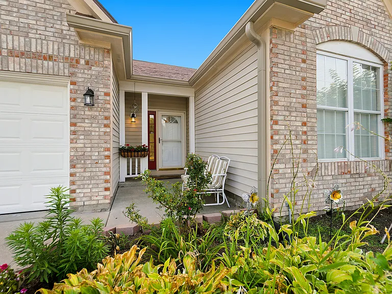15452 Heath Cir — Photo 3