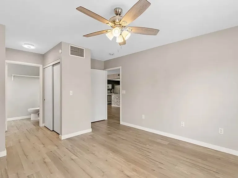 1900 Tierra Vista Dr #104 — Photo 9