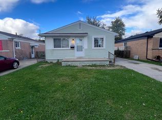 19581 Nicke St, Clinton Township, MI 48035