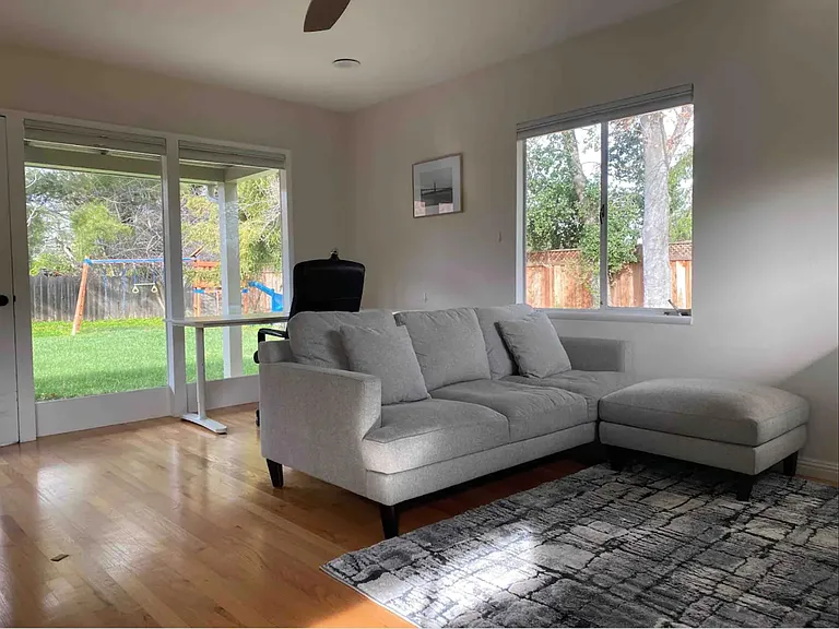 681 Cuesta Dr — Photo 3