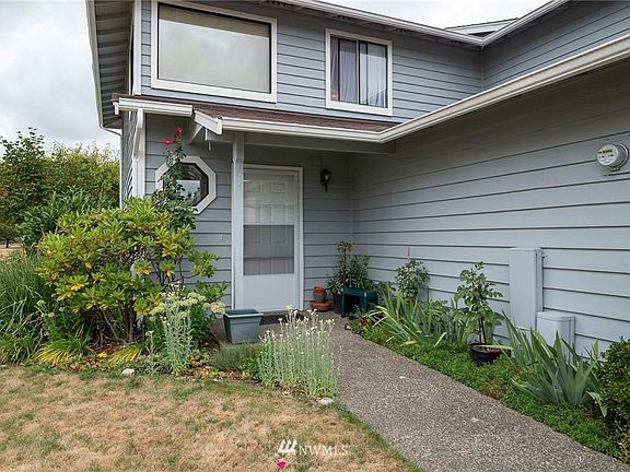 2nd image of 25037 109th Pl SE Unit 46A