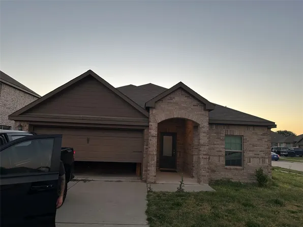 1009 Tumbleweed Trl, Crowley, TX 76036
