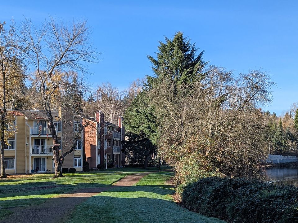 Complex on Burkman Trail