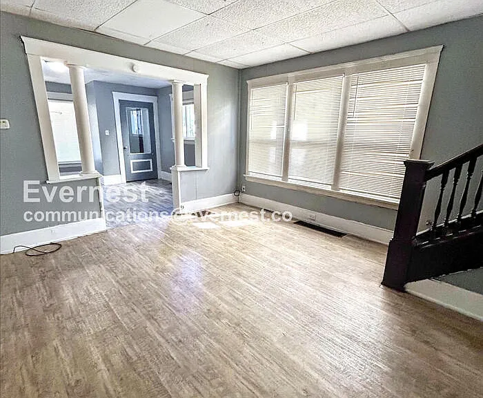 2213 E 82nd St — Photo 6