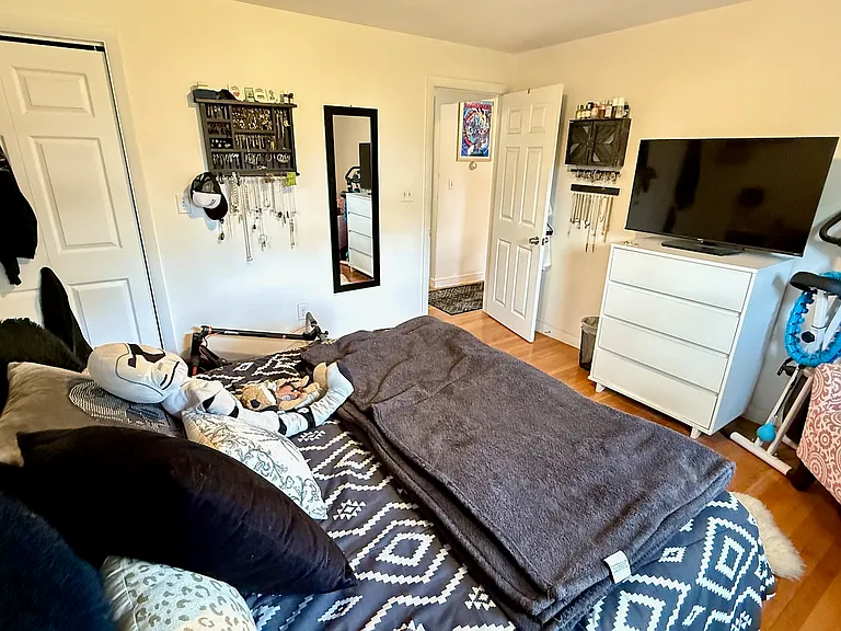 12 Commonwealth Ct #8 — Photo 8
