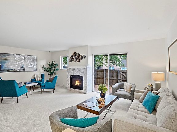 4th image of 1466 Greenbriar Blvd