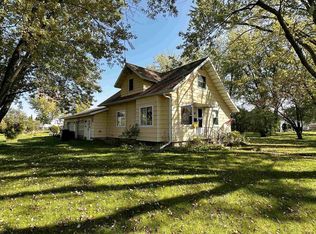 210 2nd St, Milladore, WI 54454