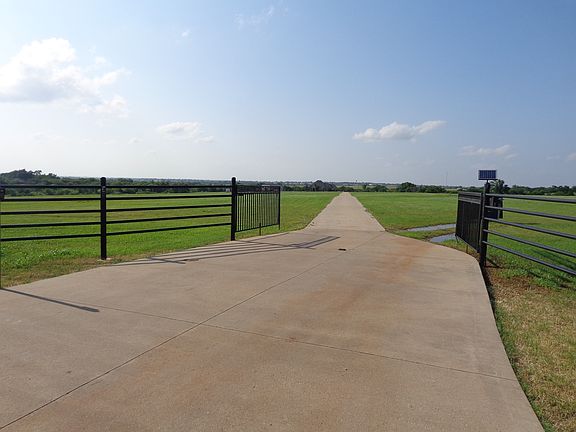 Concrete drive/privacy gate