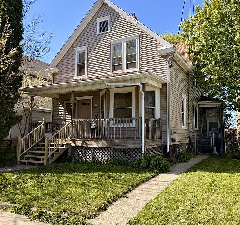 2nd image of 2222 53rd STREET