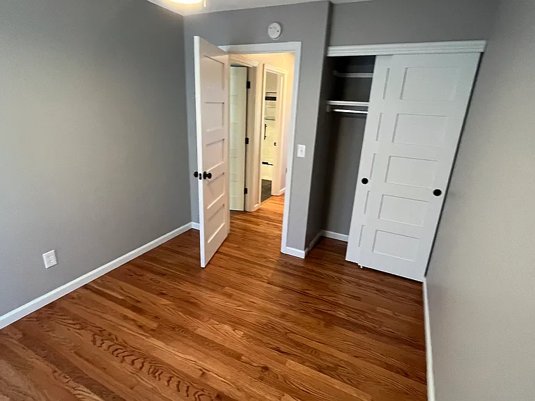 8 Parkrose Ct — Photo 29