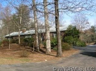 7 Naylor Rd, Asheville, NC 28806