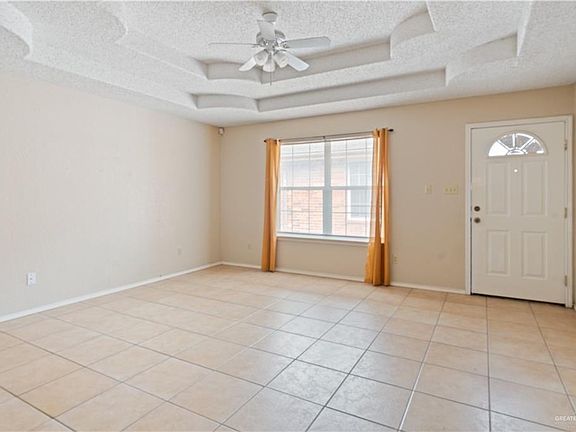 4th image of 1607 W Portales Dr APT 3