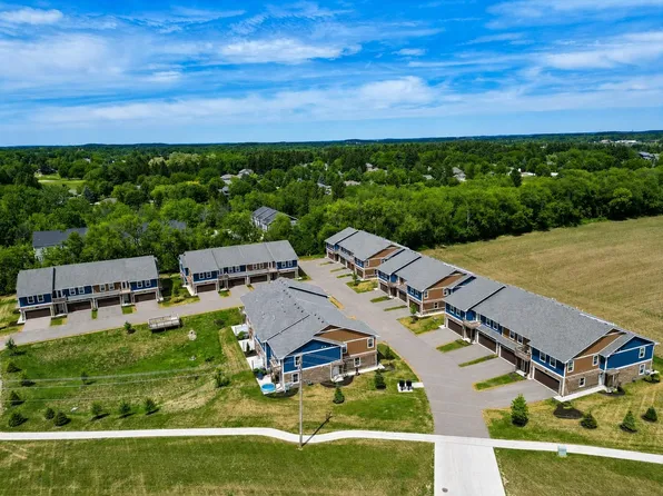 1324-1368 S Main St, Lake Mills, WI 53551