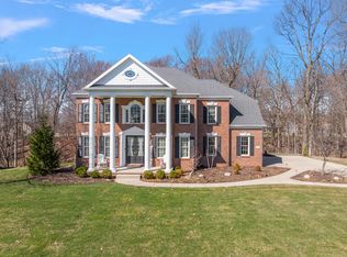 5052 S Dickinson Ct, Saint Joseph, MI 49085