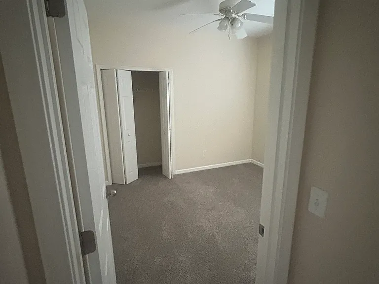 101 Brentmoor Pl — Photo 24