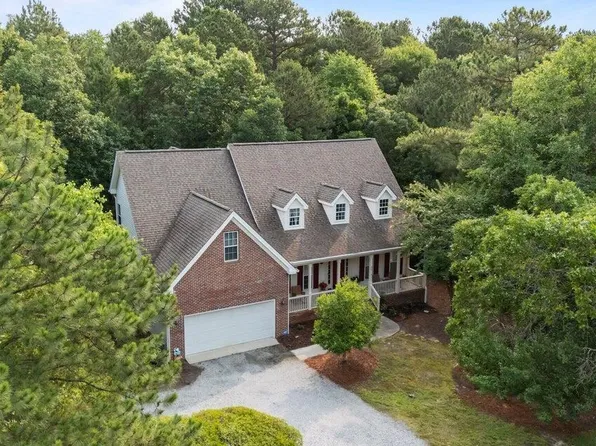 90 Sugar Pine Drive, Pinehurst, NC 28374