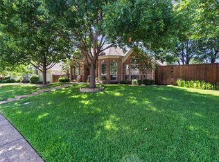 2962 Hunters Gln N, Rockwall, TX 75032