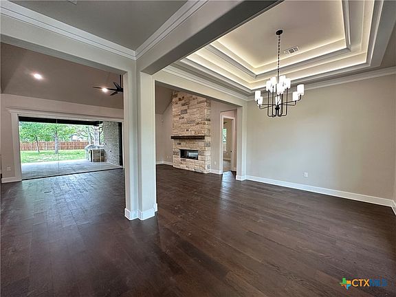 3rd image of 354 Airosa Dr