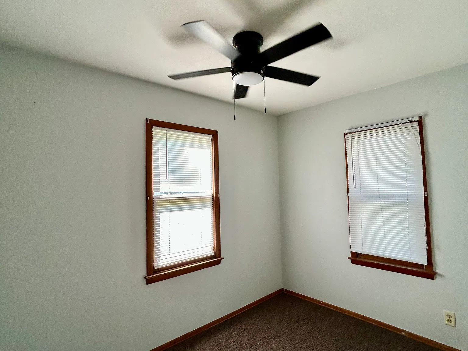 2 bed, 700 sqft, $1,200 — Photo 3