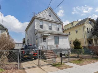 13-03 123rd St, College Point, NY 11356