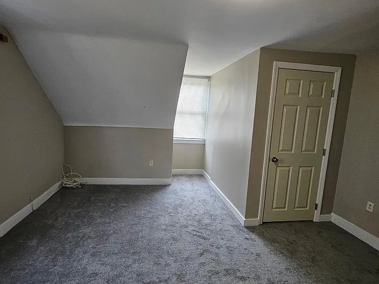 209 Mill St — Photo 9