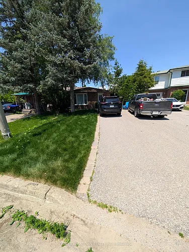 44 Smyth Cres SW Photo 1