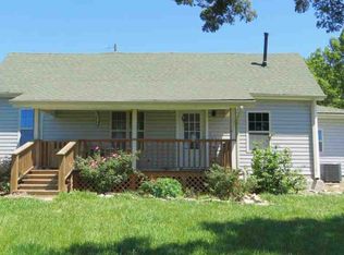 3464 Nemaha Rd, Perry, KS 66073