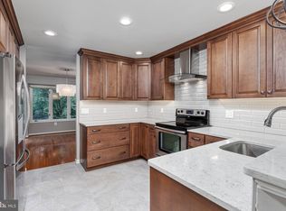 1276 Wedgewood Manor Way, Reston, VA 20194