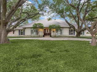 7412 Axminster Ct, Dallas, TX 75214