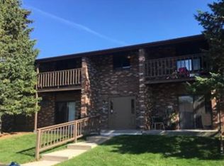 465 Laverne Dr #5, Green Bay, WI 54311