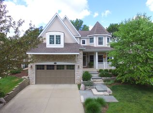 802 Randall St, Downers Grove, IL 60515