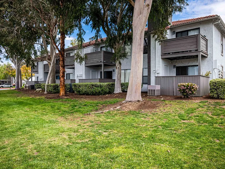 Sorelle Apartments — Photo 32