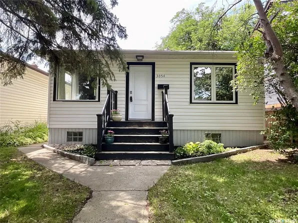 3054 Athol STREET, Regina, SK S4S 1Y5