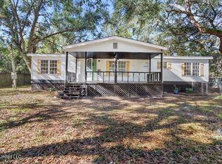 2809 N 20th St, Ocean Springs, MS 39564