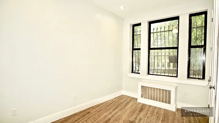 Rented by BRICK & GALO REALTY CORP | media 22