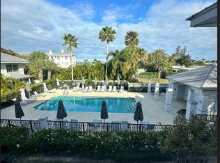 3653 NE Pineapple Ave, Jensen Beach, FL 34957