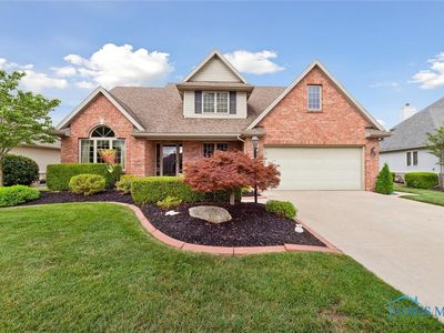 608 Park Way E, Oregon, OH, 43616