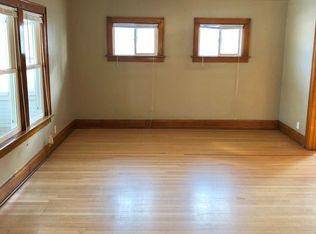 6732 20th Ave, Kenosha, WI 53143