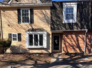 15 Noble Rd, Sicklerville, NJ 08081