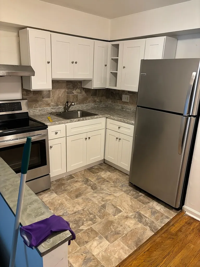 1 bed, 612 sqft, $1,300 — Photo 3